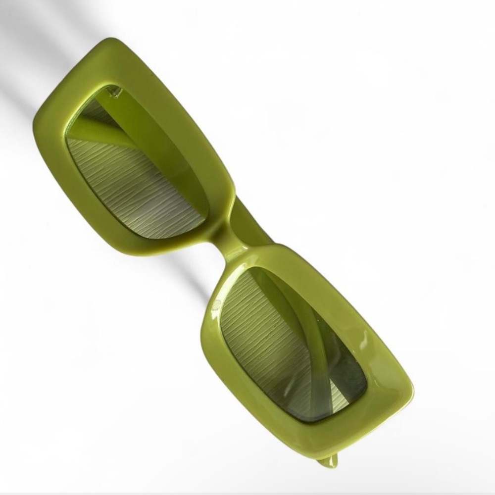 Stylish Green Sunglasses